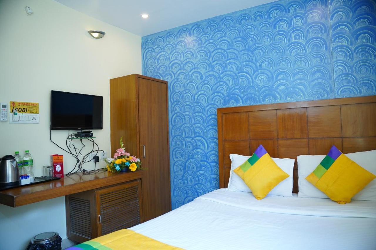 The Grand Plaza 3*
