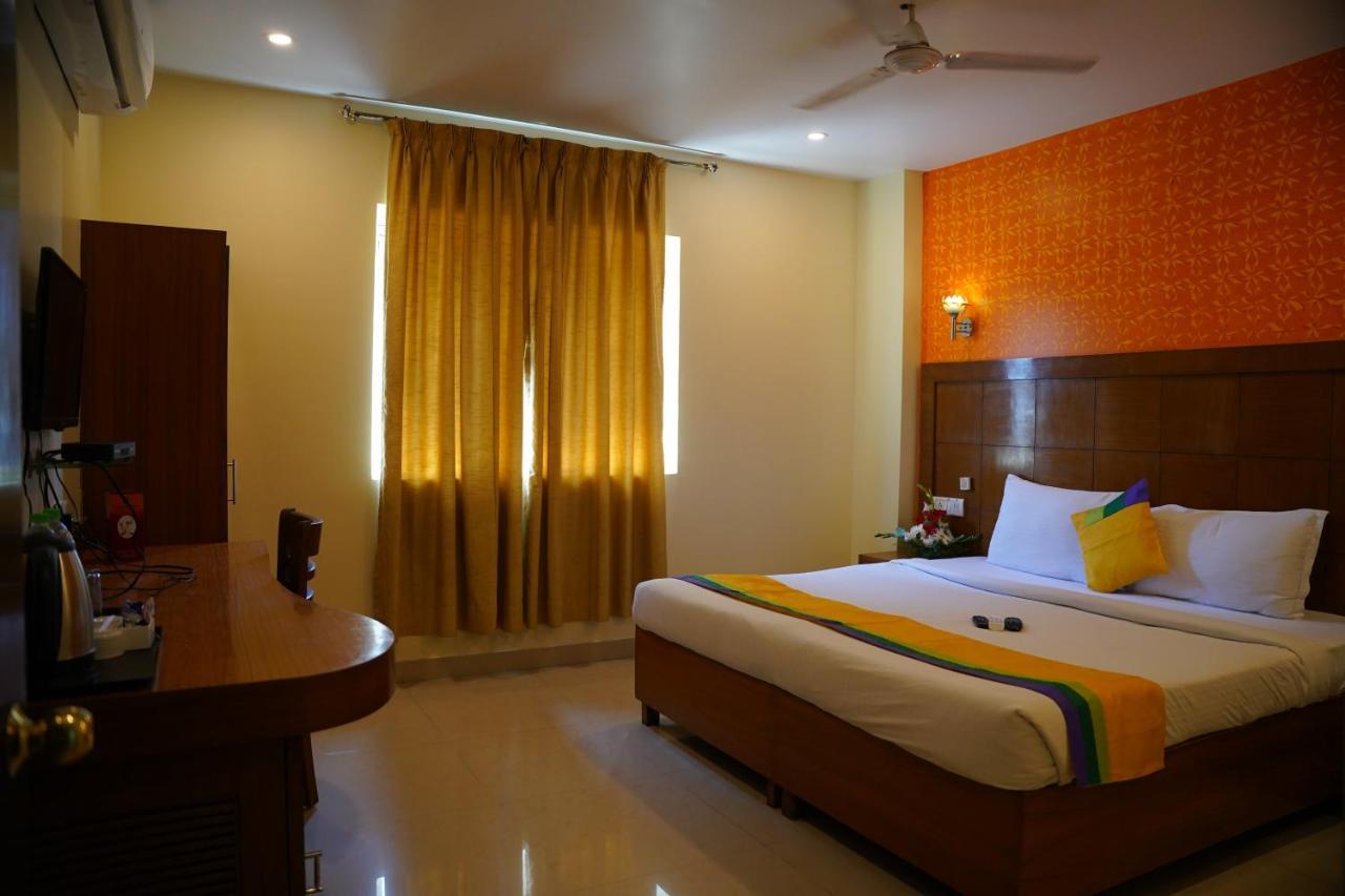 The Grand Plaza Hotel