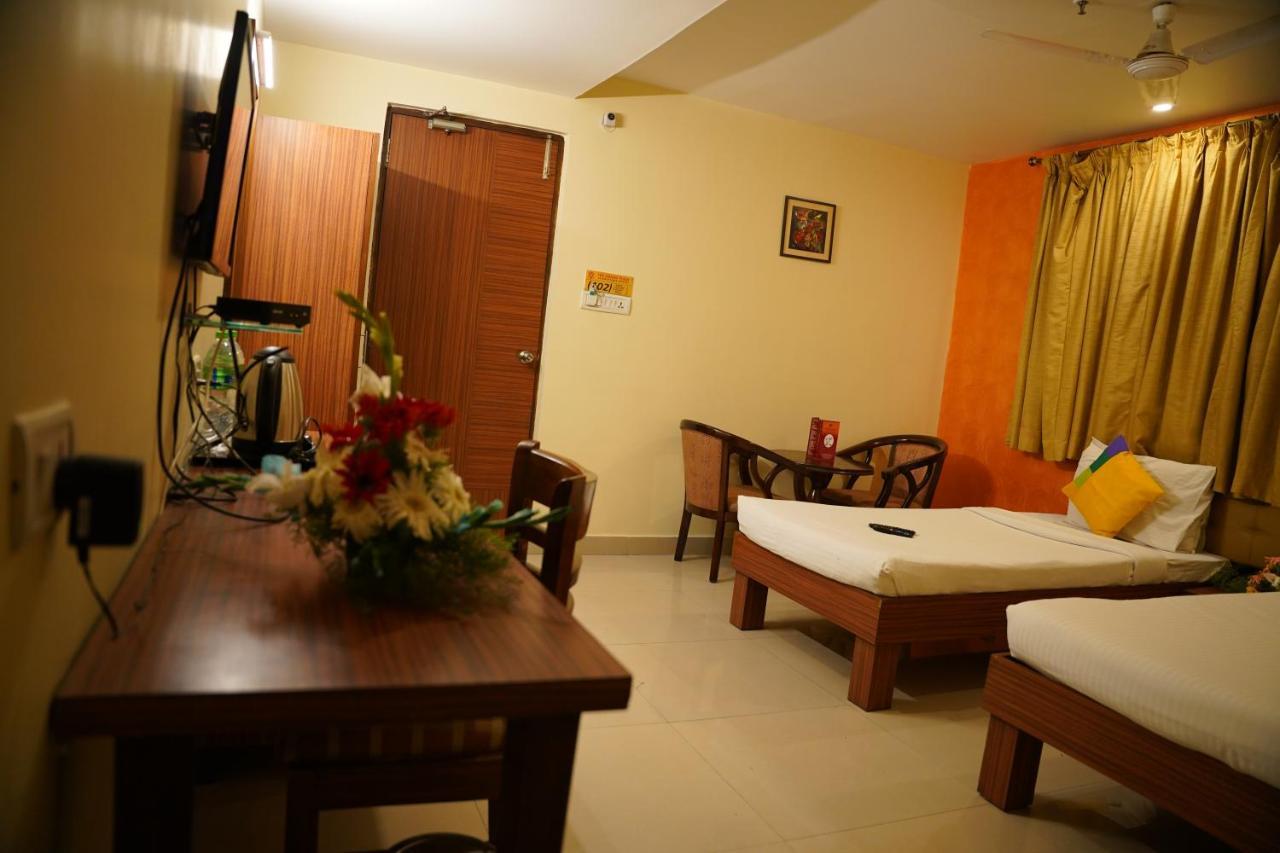 The Grand Plaza Hotel 3*