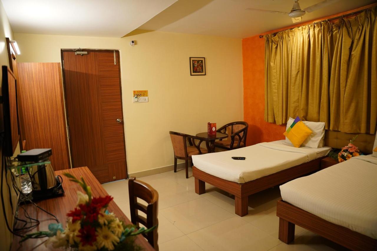 Hotel The Grand Plaza 3*