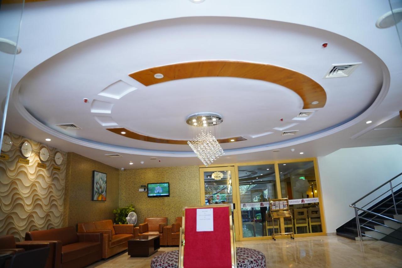 The Grand Plaza Hotel 3*
