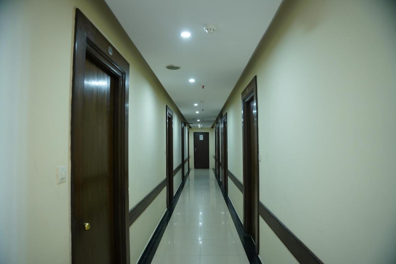 Hotel The Grand Plaza 3*