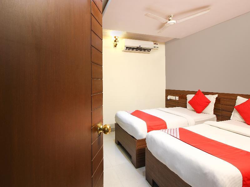 Hotel Oyo 17375 My Place Kondapur Hicc Hyderabad
