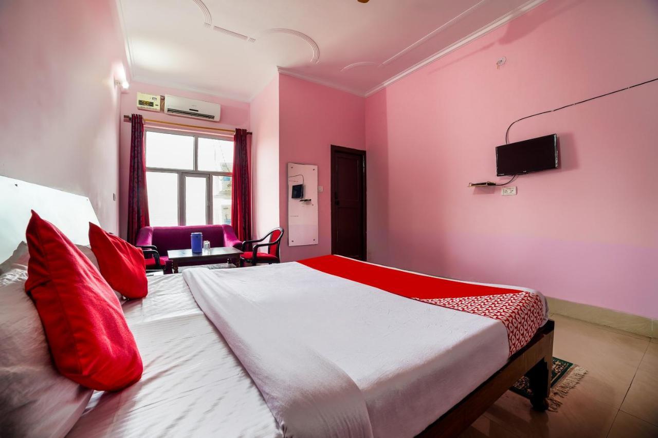 Oyo 72767 Sri Sai Krupa Hyderabad
