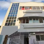 Oyo 22085 Raj Banjara White House