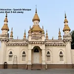 Oyo 35856 Padma Residency