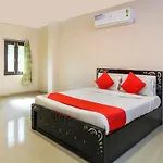 Oyo 47332 Hotel Rest Inn