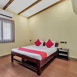 Oyo Flagship 2207 Hotel Transit