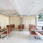 Fabhotel Limestone Suites - 750M From Yashoda Hospitals, Somajiguda