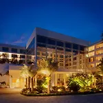 Radisson Blu Plaza Hotel Hyderabad Banjara Hills