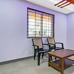 Itsy Hotels 99 Inn Hitech City