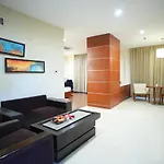 The Altruist Business Hotel Hitech