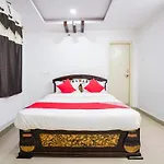 Super Oyo Sa Thirumala Residency Near Himayantnagar Central
