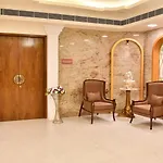 Dhruv Elite And Banquets