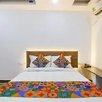 Fabhotel W Grand Suites - Nr Lanco Hills, Manikonda