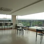 Grand Manor Suites