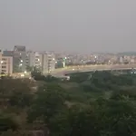 Servostay Kphb Phase 15 New Stunning 3 Bhk - 1St Floor