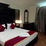 Hotel Svm Pride Banjara-Hot Live Counter-Road View Stay- Free Lavish Buffet Breakfast-18 Percent Off In Restaurant Food Order
