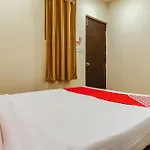 Oyo Flagship 79326 Lingampally