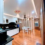 Bms Guest House - 2 Bhk Lux Ac Only For Family\'S