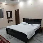 2-Bedroom Elegant And Spacious Ac Apartment Only For Families, Prime Location, Just 100M From Main Road!