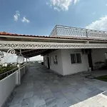 Luxury 3 Bedroom 3 Bathroom Penthouse