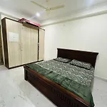 Lavish Premium 2Bhk Near Hitech City