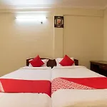 Oyo Th Guest House