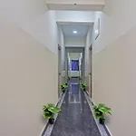 Oyo Msr Guest Inn Near 100Ft Road