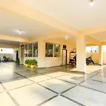 Fabhotel Namaha Suites - Nr Hyderabad International Airport, Shamshabad