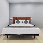Townhouse Lavish Oak