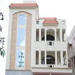 The Abode - Luxury Apartment