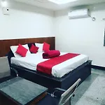 Hotel New Maruthi Inn, Lb Nagar