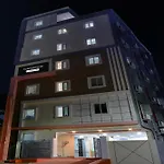 Super Townhouse Nanak Ram Guda Near Waverock Sez