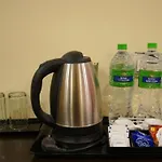 Grand Plaza Hotel - Free Breakfast Nampally - Hyderabad Railway Station - Deccan Railway Station - Lakdikapul