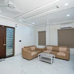 The Balcony Suites