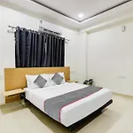 Super Townhouse De Alphabet Hotel Kukatpally Nexus Mall
