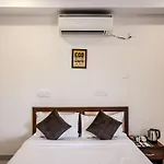 Dream Suites Hotel