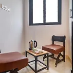 Townhouse Oak De Alphabet Hotel Bolarum