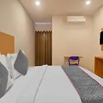 Super Townhouse White Ridge Kphb Opp Jntu