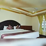 Hotel I K London Residency