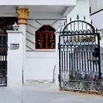 Super Hotel O New Hotel Banjara Suites