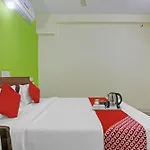 Super Hotel O Dk Reddy Square
