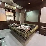Luxurious Duplex Stay