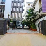 Fabhotel The Cinco Primera - Nr Kbr Park, Banjara Hills