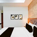 Hotel O Laura
