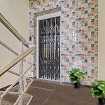 Super Collection O Elite Stay Near Habsiguda Metro Station