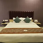Grand Continent Kondapur