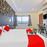 Capital O 88914 Ragas Inn