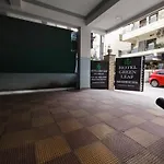 Hotel Green Leaf